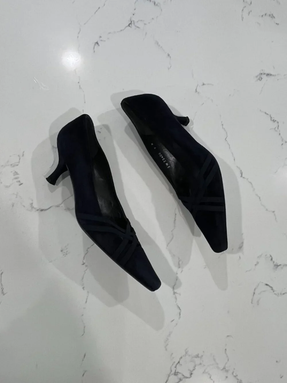 Stuart Weitzman Women's Navy Blue Suede Kitten Heels Size 9 N